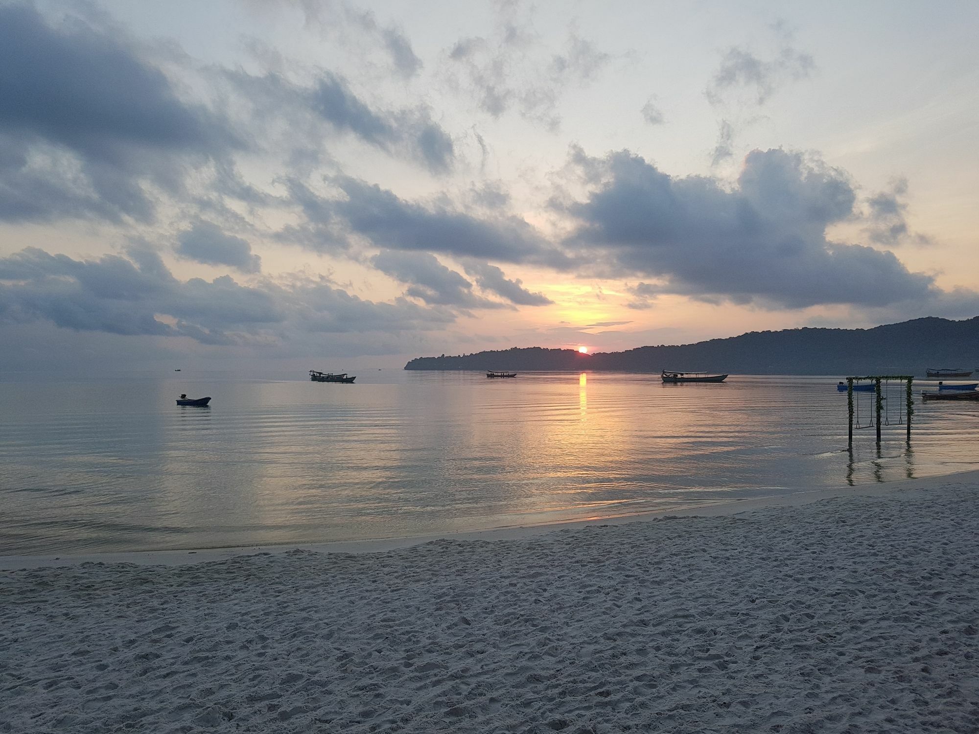 ロンサレム島 バンブー ジャムヴィラ エクステリア 写真